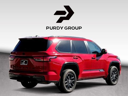 Used 2024 Toyota Sequoia Platinum image 8