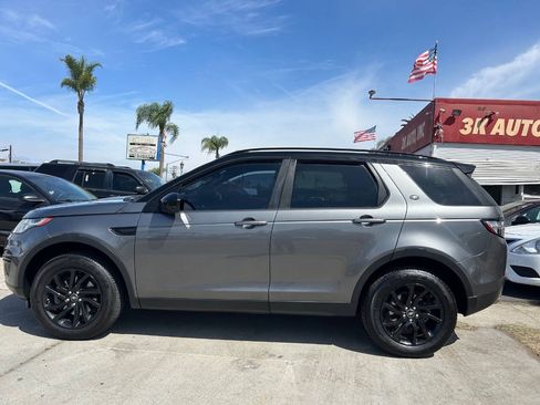 Used 2016 Land Rover Discovery Sport SE AWD/4WD image 3