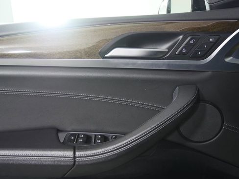 Used 2018 BMW X3 xDrive30i w/ Executive Package image 9