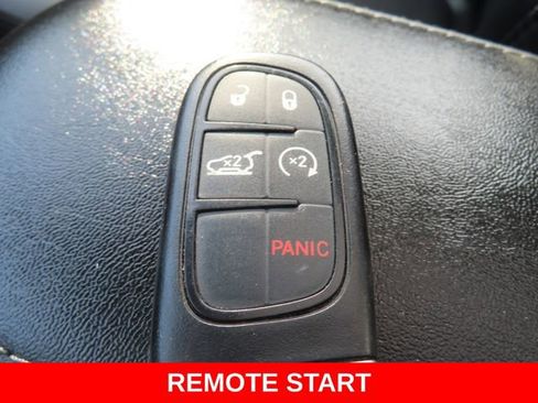 Used 2021 Jeep Cherokee Limited w/ Trailer Tow Group AWD/4WD image 42