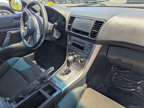 Used 2006 Subaru Legacy 2.5i Limited image 9
