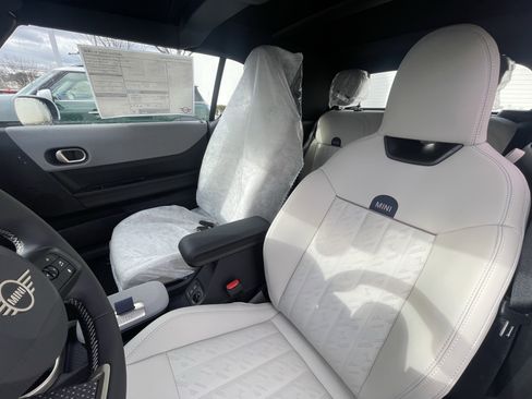 Used 2026 MINI Cooper Convertible image 8