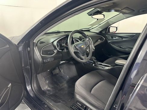 Used 2023 Chevrolet Malibu LT image 14