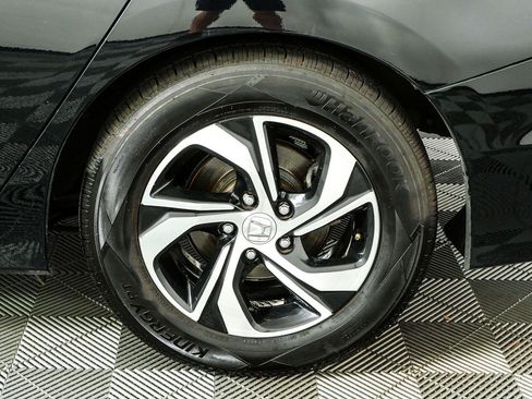 Used 2016 Honda Accord LX image 32