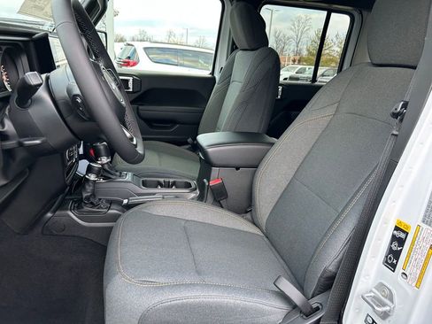 New 2026 Jeep Gladiator Sport image 20