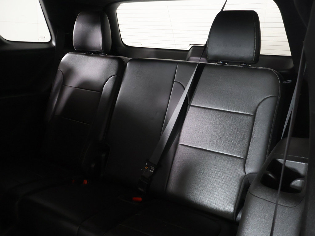 Used 2023 Chevrolet Traverse Premier AWD/4WD image 38
