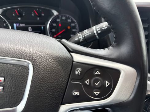 Used 2017 GMC Acadia SLT FWD image 23