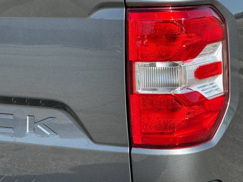 Certified 2026 Ford Maverick XL FWD image 23