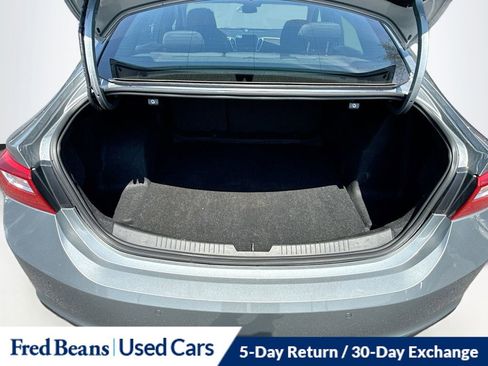 Used 2024 Chevrolet Malibu LT FWD image 30