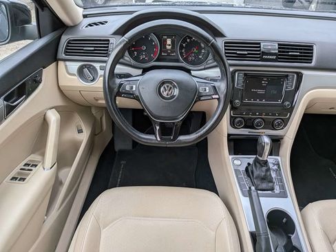 Used 2019 Volkswagen Passat 2.0T Wolfsburg FWD image 14