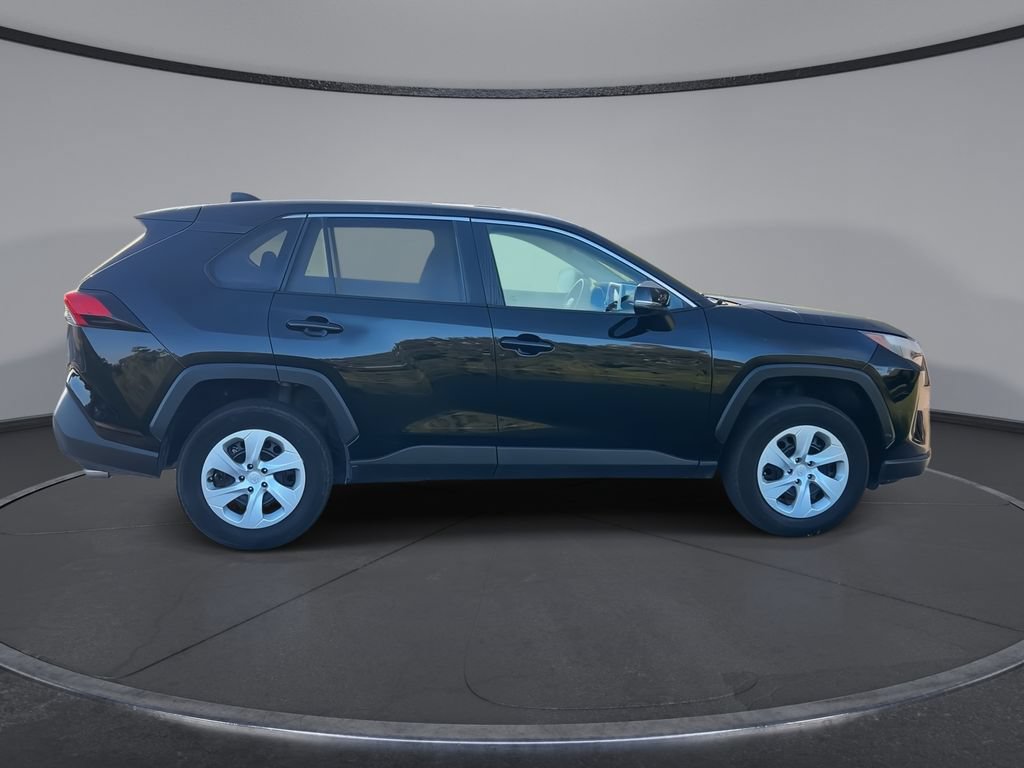 Used 2025 Toyota RAV4 LE FWD image 9