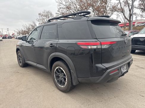 Used 2025 Nissan Pathfinder Rock Creek image 6