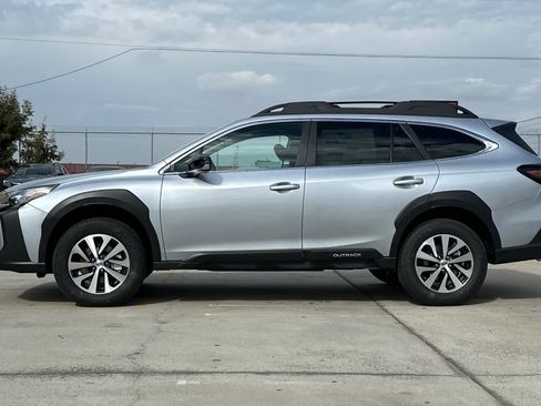 New 2025 Subaru Outback Premium image 6