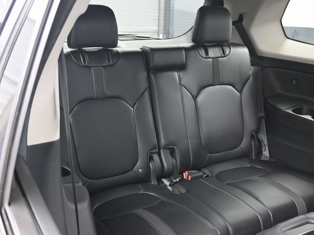 Used 2025 Honda Pilot EX-L image 26