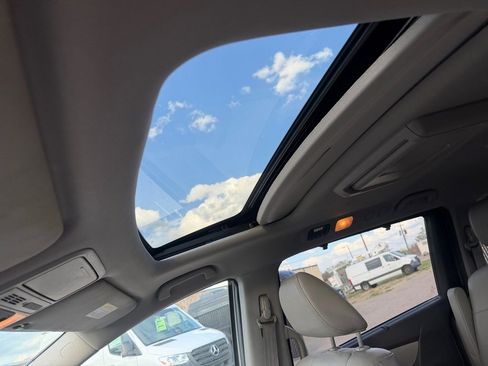 Used 2017 Honda Odyssey EX-L image 17