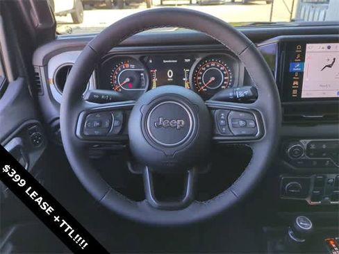 New 2025 Jeep Gladiator Sport image 22