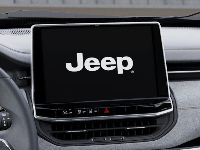 New 2026 Jeep Compass Latitude AWD/4WD image 18