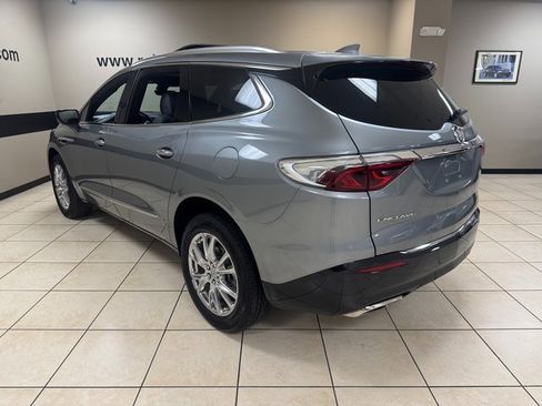 Used 2024 Buick Enclave Essence w/ Experience Buick Package image 4