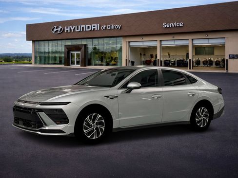 New 2026 Hyundai Sonata Blue FWD image 2