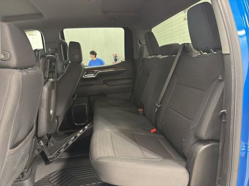 Used 2024 Chevrolet Silverado 1500 LT w/ Z71 Off-Road Package AWD/4WD image 12