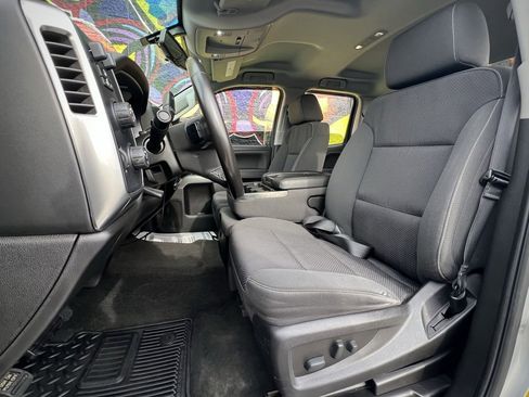 Used 2018 Chevrolet Silverado 1500 LT w/ All Star Edition image 19