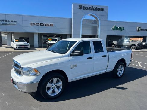 Used 2024 RAM 1500 Classic SLT AWD/4WD image 3