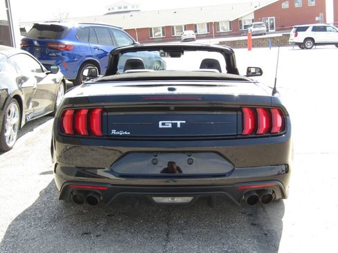 Used 2022 Ford Mustang GT Premium image 4