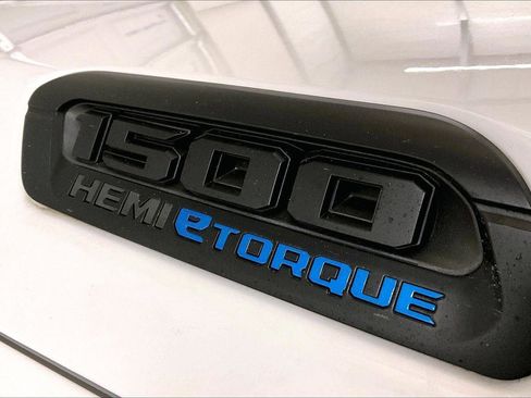 Used 2021 RAM 1500 Big Horn image 13