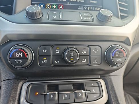 Certified 2023 GMC Acadia SLE w/ Driver Convenience Package image 27