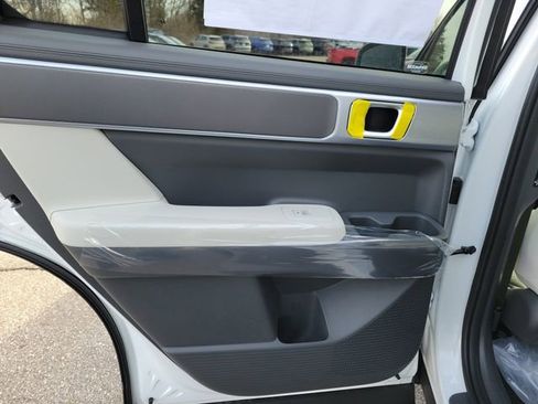 New 2026 Hyundai Santa Fe SE image 15