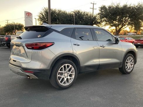 Used 2023 Chevrolet Blazer LT image 5
