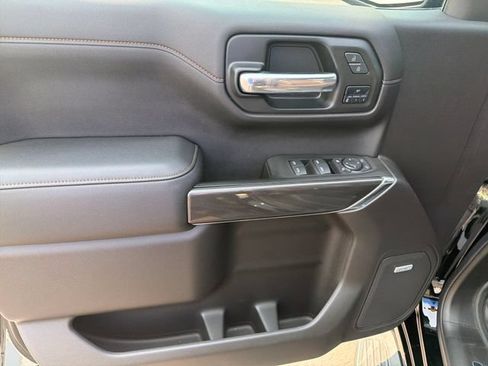 Used 2020 GMC Sierra 1500 AT4 w/ AT4 Premium Package AWD/4WD image 12