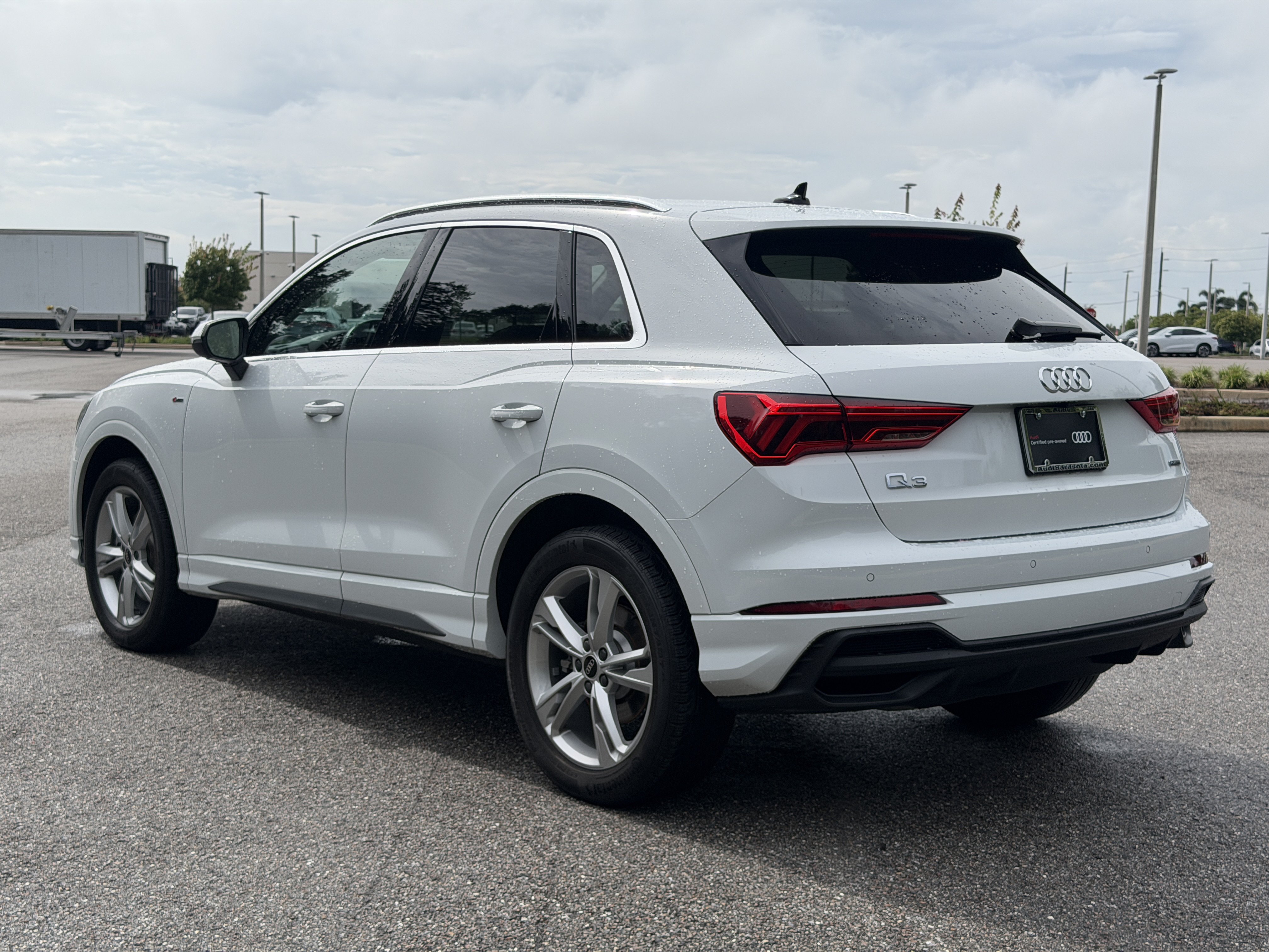 Used 2023 Audi Q3 2.0T Premium AWD/4WD image 5