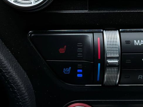 Used 2021 Ford Mustang GT Premium w/ GT Performance Package RWD image 30