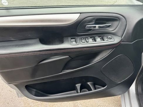 Certified 2020 Dodge Grand Caravan GT FWD image 21