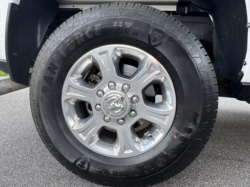 Used 2021 RAM 2500 Big Horn AWD/4WD image 18