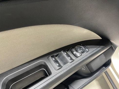Used 2018 Ford Fusion S FWD image 11