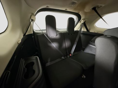 Used 2018 Mitsubishi Outlander ES FWD image 40