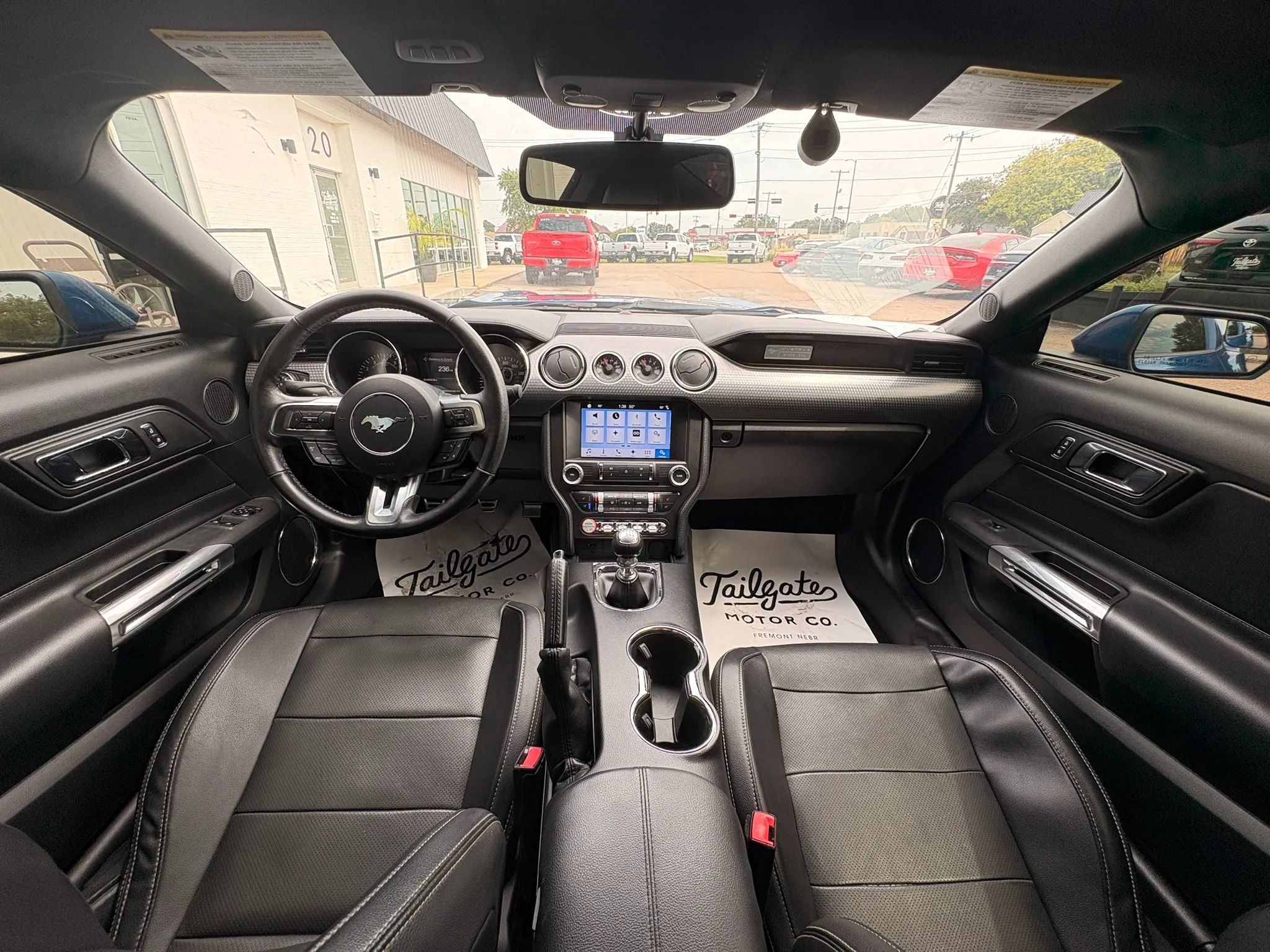 Used 2017 Ford Mustang GT Premium w/ GT Performance Package RWD image 13