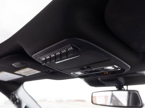 Used 2024 Ford F350 Platinum w/ Tremor Off-Road Package image 39