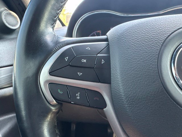 Used 2019 Jeep Grand Cherokee Altitude AWD/4WD image 23