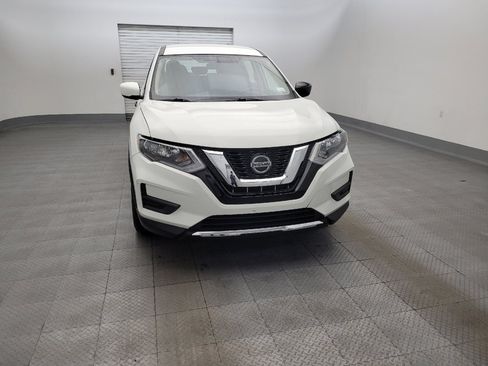 Used 2018 Nissan Rogue S FWD image 14