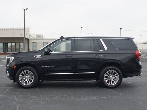 Used 2023 GMC Yukon Denali image 12