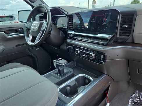 Used 2024 GMC Sierra 1500 SLT w/ SLT Premium Plus Package image 17