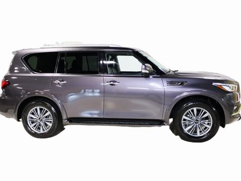 Used 2024 INFINITI QX80 Luxe image 5