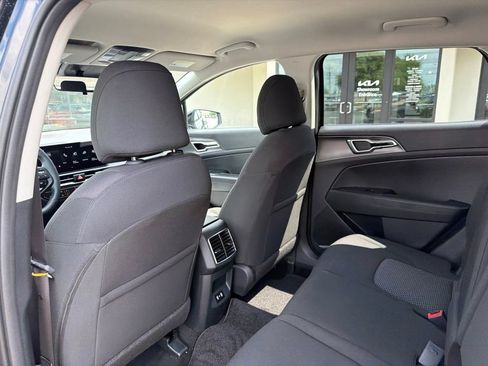 New 2026 Kia Sportage LX AWD/4WD image 19