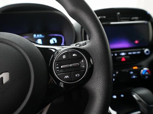 Used 2024 Kia Soul S image 18