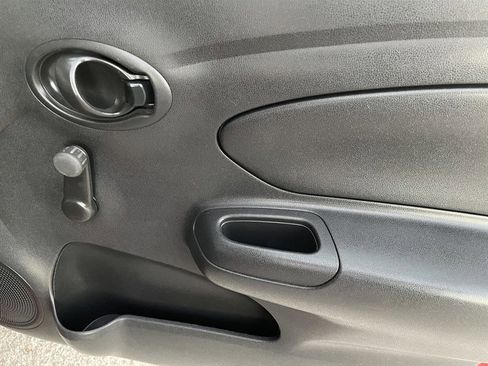 Used 2019 Nissan Versa S Plus image 15