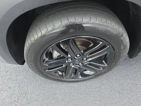 Used 2024 Chevrolet Trax ACTIV w/ Driver Confidence Package FWD image 9