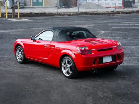 Used 2003 Toyota MR2 image 60